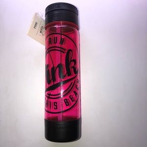 VS pink NWT water bottle